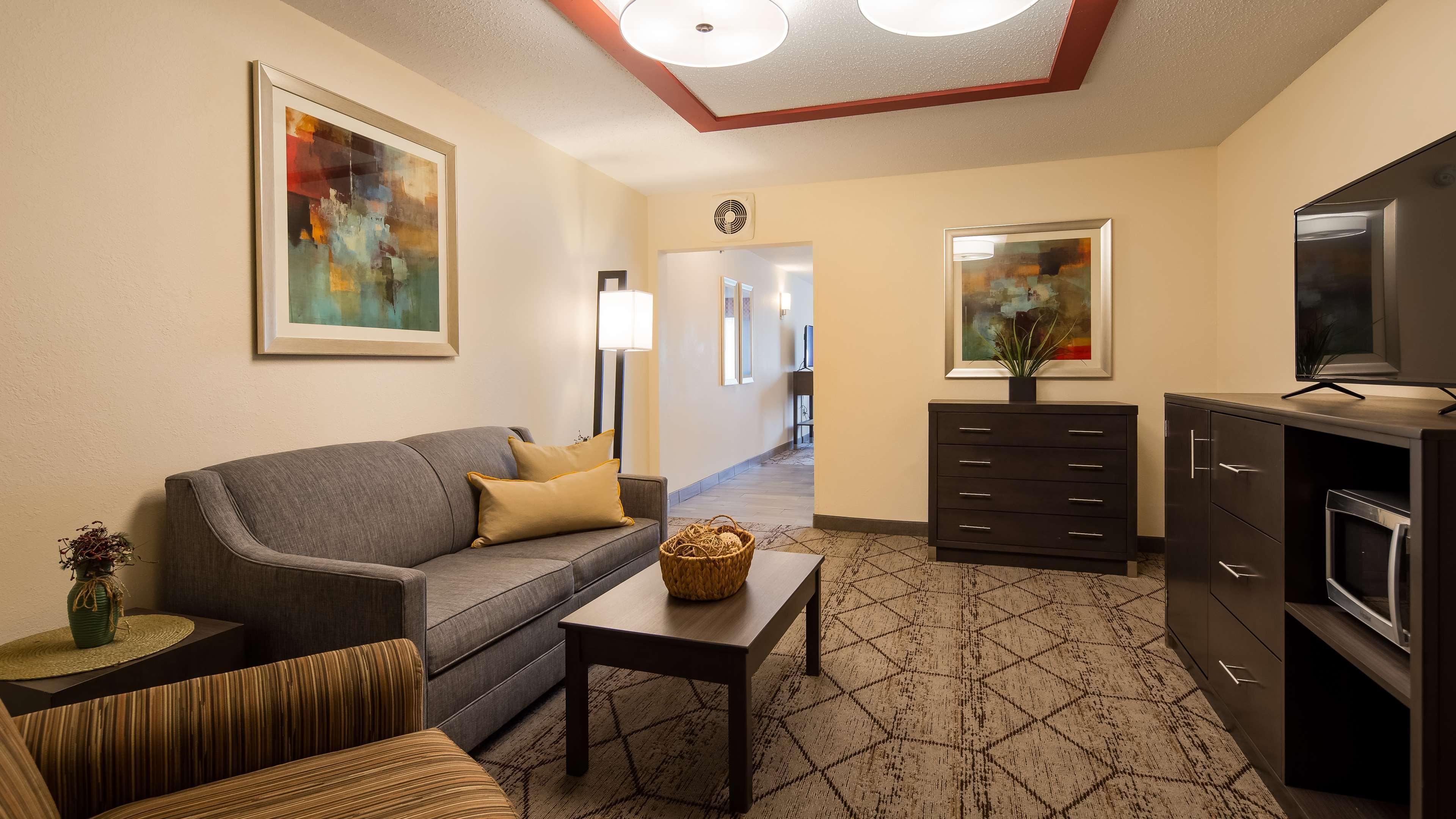 Best Western Nittany Inn Milroy Luaran gambar