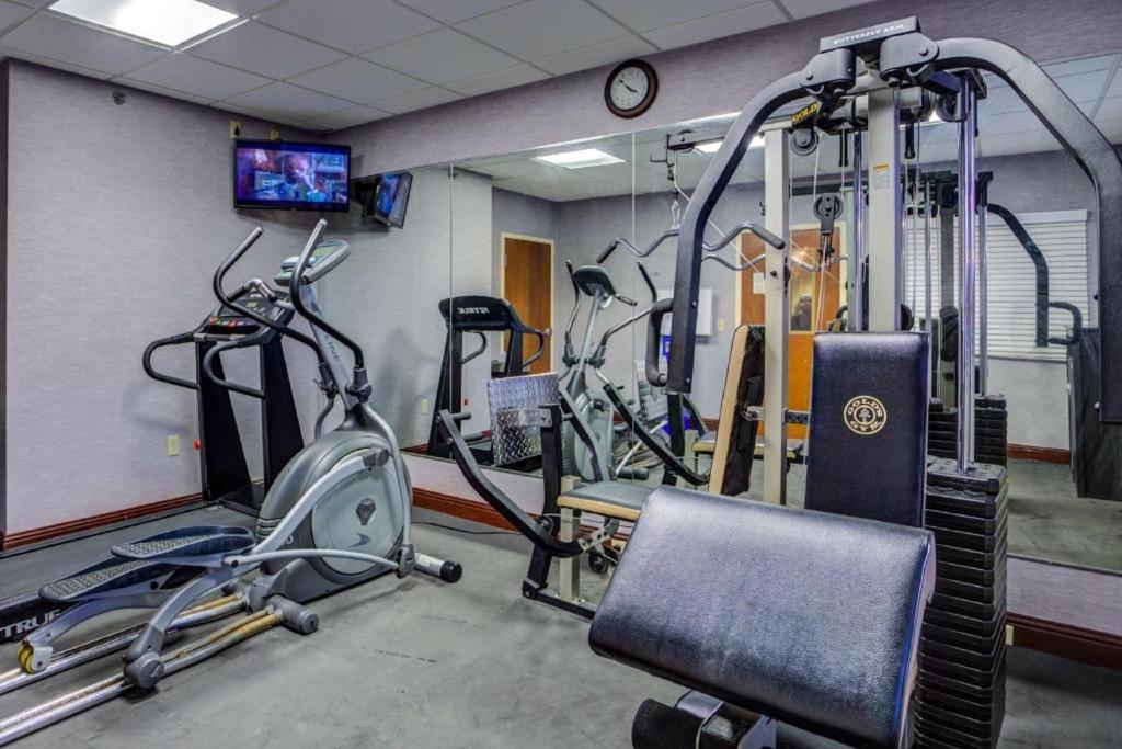 Best Western Nittany Inn Milroy Luaran gambar